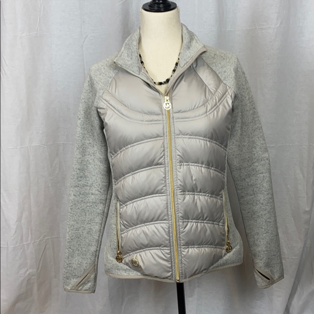 Puffy with knit sleeves